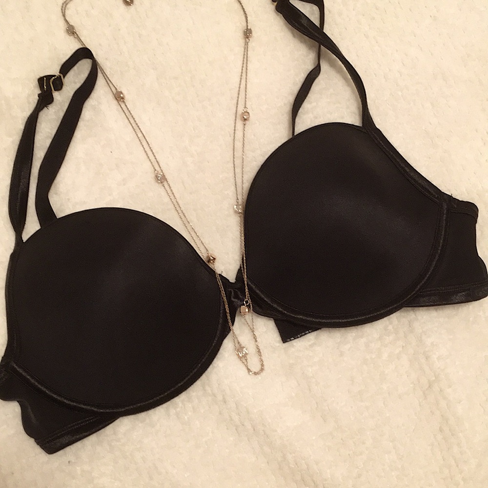 La Senza bra. Size US 38C. Black. Used, barely worn. Bundle and save!